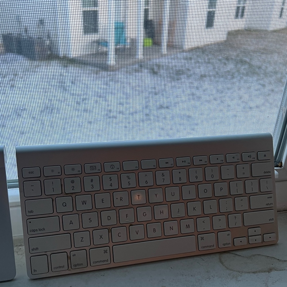 Apple Wireless Keyboard